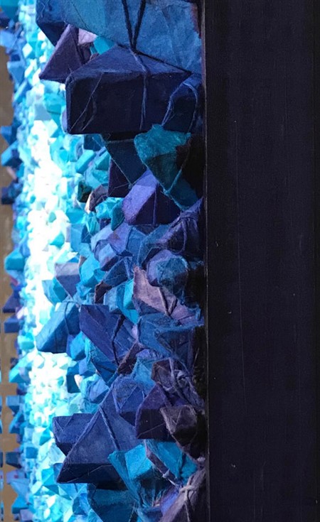 detail 3